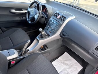 Toyota Auris 1.6 VVT - 7