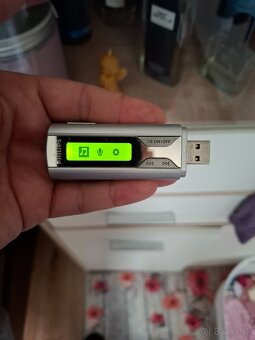 Mp3 prehravac Philips , stary, retro - 7