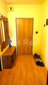 NÁMESTIE L. NOVOMESKÉHO - 3 iz. byt, 70 m2, Pekná lokalita - 7