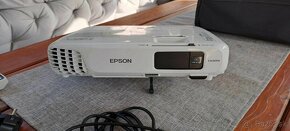 Predám vynikajúci HDMI projektor EPSON EB-X18 v 100%stave - 7