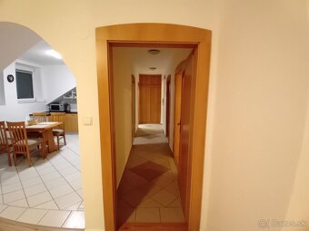 Prenájom priestranný 3-izbový byt + terasa, kúsok od centra, - 7
