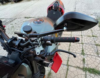 Ducati Streetfighter V2 2023 (153 koní 112 kW) - 7