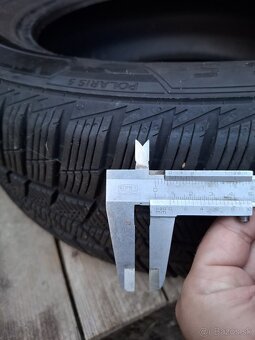 Jazdená zimná pneu 1ks 215/55 R17 98V Barum Polaris 5 V X XL - 7