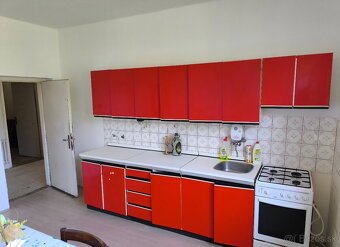 Na predaj 4 izbový rodinný dom-Dvorníky 10km od Hlohovca - 7