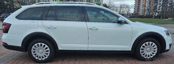 Skoda Octavia Combi Scout 2.0 TDi DSG 4x4 135 kW, r.2019 - 7