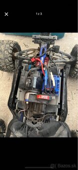Traxxas e-revo2 vxl6s - 7