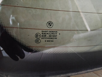 zadné sklo BMW E60 sedan - limuzína - 7