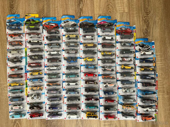 Predám zbierku Hot Wheels - 7