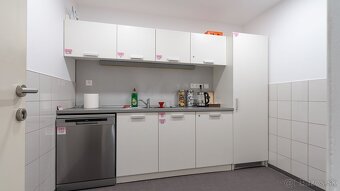 Coworkingový priestor na prenájom v CASSOVARE - 7