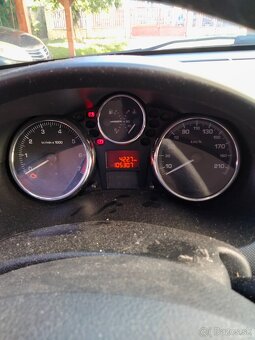 Predám Peugeot 206+  Benzín 1.4  rv.2011 - 7