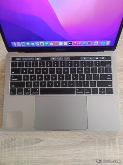 MacBook Pro / 13inch 2016 / 16GB / 256GB - 7