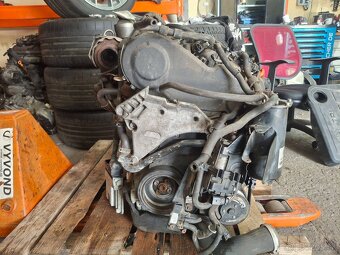 Kompletný motor 2.0TDI 103kw CR CFHC škoda VW seat audi - 7