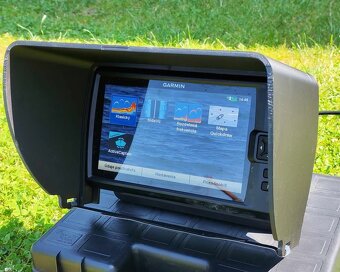 Slnečná clona pre sonáry GARMIN - 7