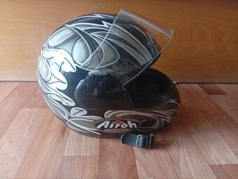 Predaj motokarske prilby - 7