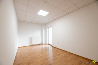 Priestranný 3-izbový byt na prenájom – 84 m² - 7