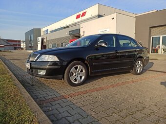 Škoda Octavia 1,6 benzín 2012 - 7