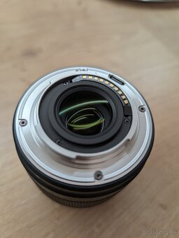 Viltrox 25mm f1.7 a 56mm f1.7 pre Fujifilm - 7