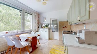 HALO reality - Predaj, štvorizbový byt Komárno, Hradná - EXK - 7