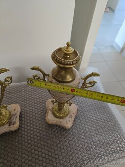 Mramorove hodiny a vázy - 7