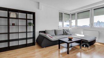 AXIS REAL | 2i byt - tehla, pivnica pri byte, parking, Sv. V - 7