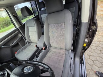 Predám Volksvagen Touran 1.9 - 7