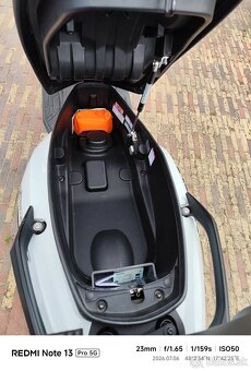 Sym Joymax Z300 - 7