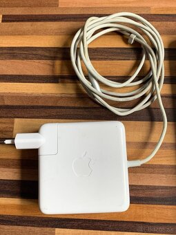 -- Predám Apple MacBook Pro 15 A1286 -- - 7