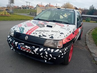 Pretekárske auto Renault Clio 1 - 7