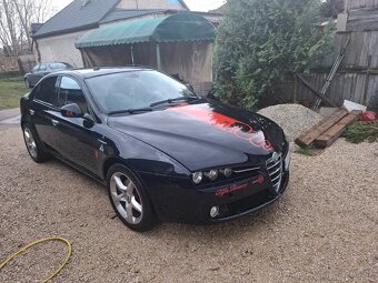 Alfa Romeó 159 - 7