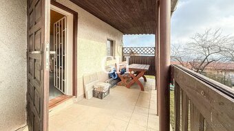 Váš kúsok prírody: Stavebný pozemok (393 m²) s chatkou v Baš - 7