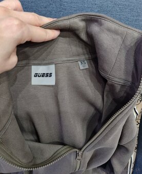NOVE Guess 2x khaki zlata teplakova suprava - 7