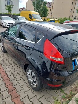 FORD FIESTA - 7