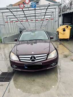 Mercedes Benz C200 - 7