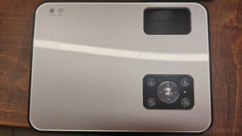 LED projektor Crenova - 7