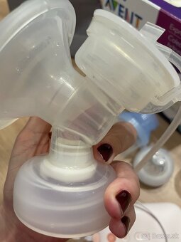 Philips AVENT Odsávačka elektronická Single – sada - 7