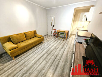 Na prenájom zariadený 2 izbový byt v centre, Trenčín, ul. 28 - 7