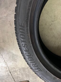 235/50R19 Bridgestone zimne - 7