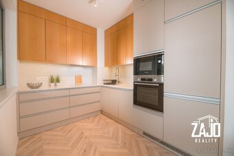 3-izbový byt s veľkou terasou v širšom centre Trenčína - 7