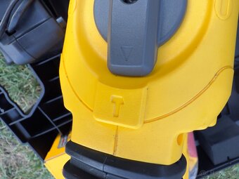 Dewalt DCH832 aku búracie kladivo sds max - 7