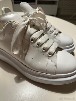 Alexander McQueen - 7