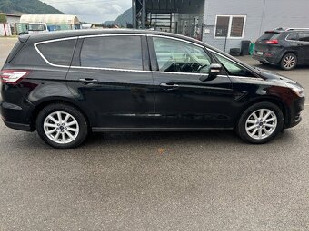 S-MAX - 7
