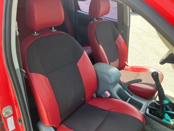 Toyota hilux 2,5 - 7