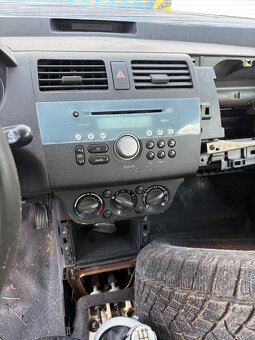 Suzuki Swift 1.3 DOHC 16V 68kw - 7