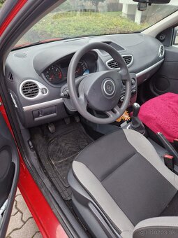 Renault Clio - 7