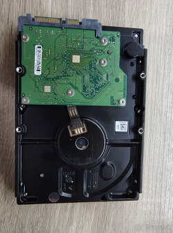 HDD disky 3,5" SATA/PATA - 7