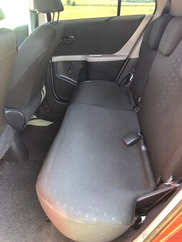 Toyota Yaris 1.0 VVTi - 7