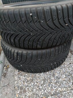 Zimne Hankook 195/45/R16, 2ks, dot:3920, 6-7mm - 7