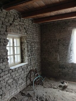 Predám vidiecky domček v pôvodnom stave - 7