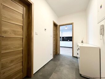 NA PRENÁJOM 2-izb. byt s veľkou terasou, 58 m2, Trenčín - Ko - 7