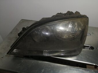 kia sorento predne svetlo ľave - 7